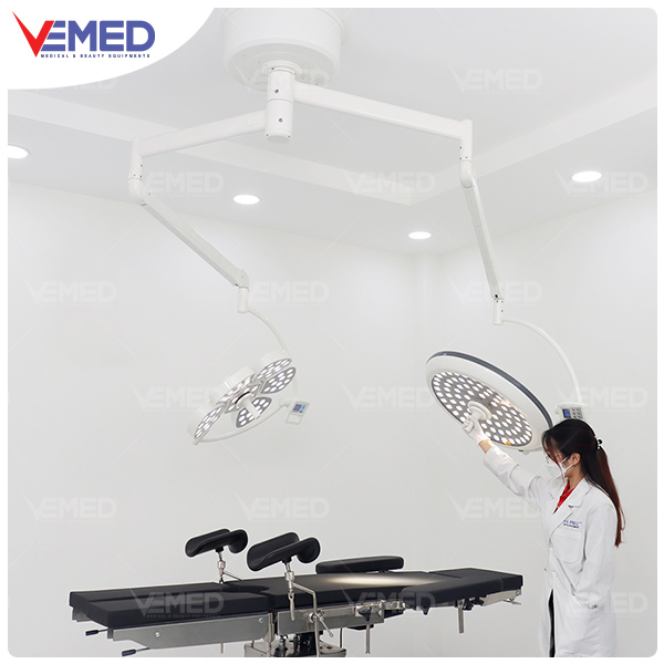 den-mo-treo-tran-2-nhanh-petal-led700-1