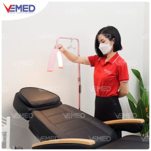 den-led-ban-nguyet-chu-c-23-inch-2
