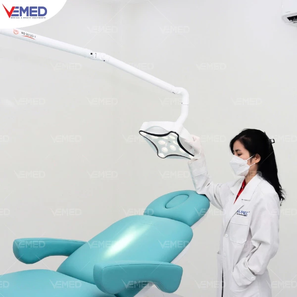 hinh-lap-dat-thuc-te-den-mo-treo-tran-led350-vemed
